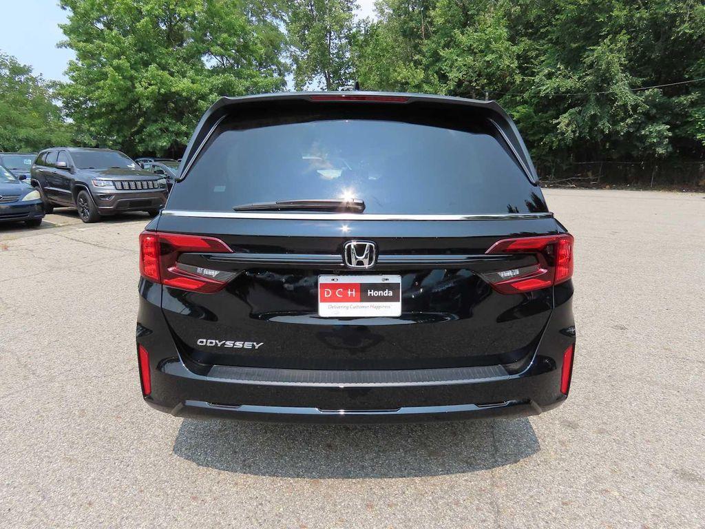 new 2026 Honda Odyssey car, priced at $42,999