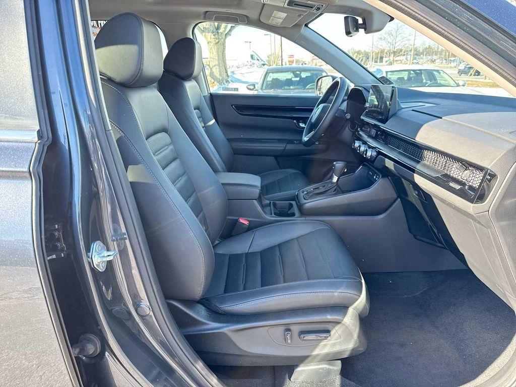 used 2023 Honda CR-V car, priced at $27,990