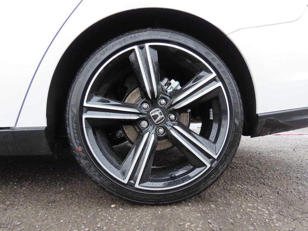 new 2026 Honda Accord Hybrid car, priced at $34,229