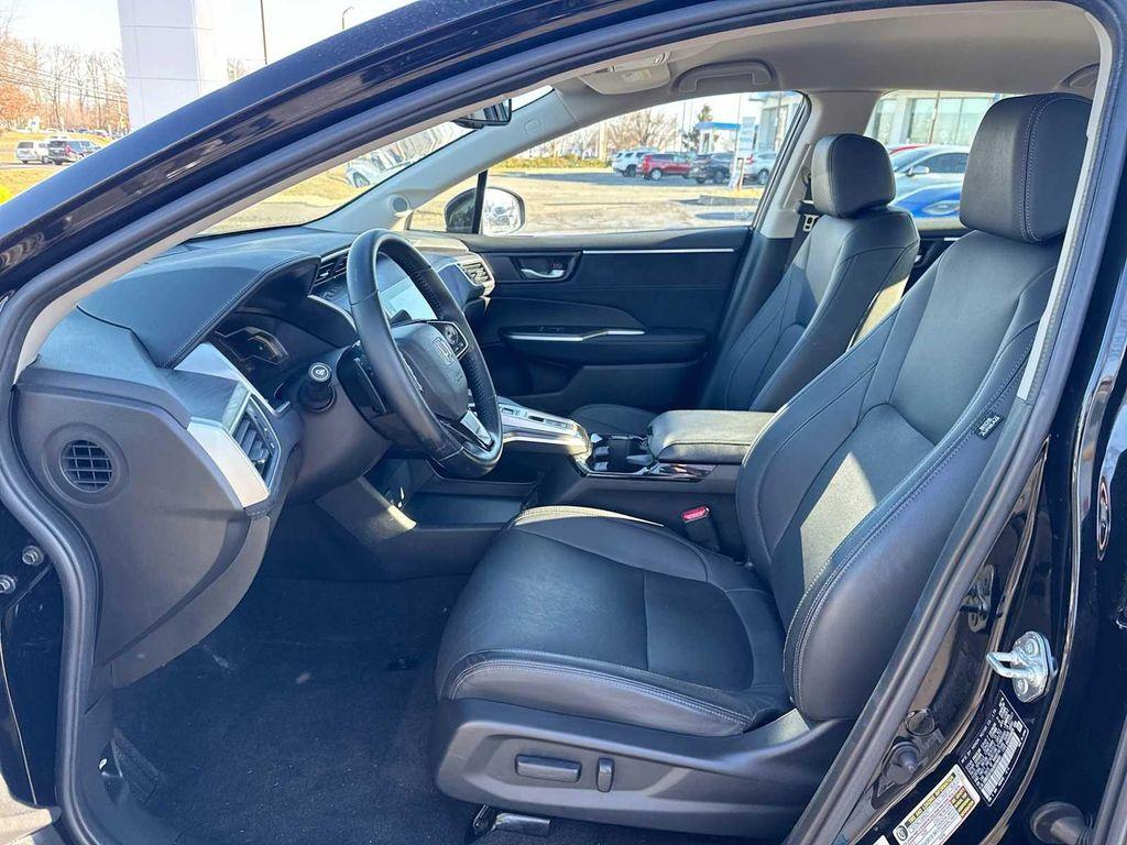 used 2018 Honda Clarity Plug-In Hybrid car, priced at $13,790