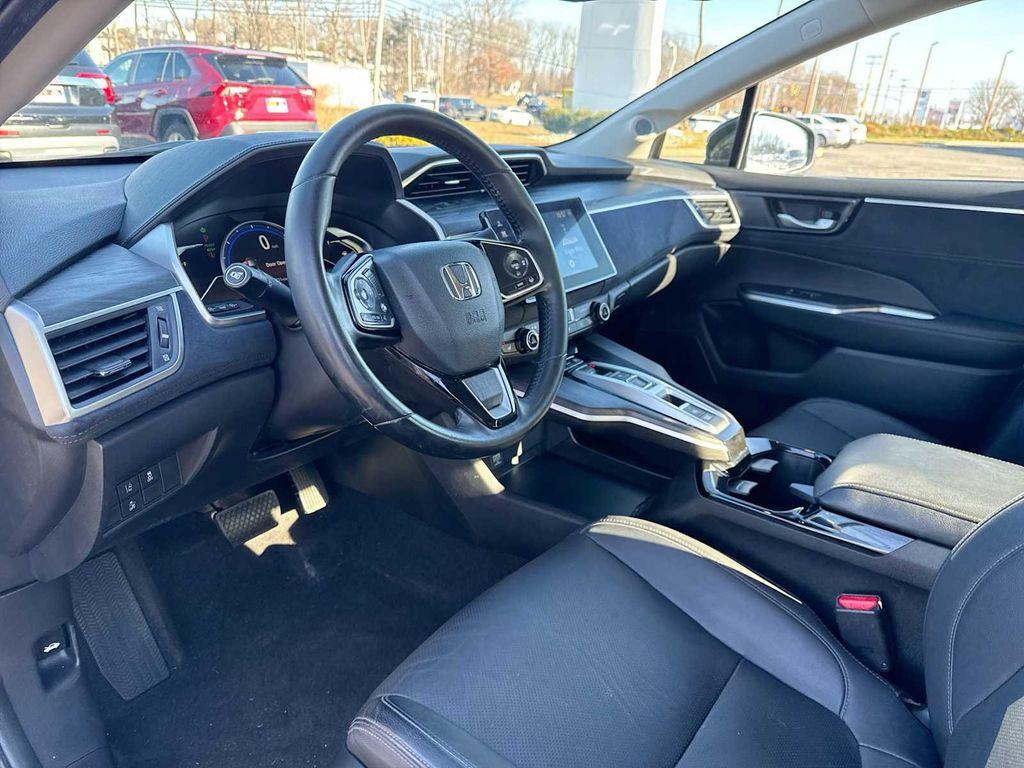 used 2018 Honda Clarity Plug-In Hybrid car, priced at $13,790