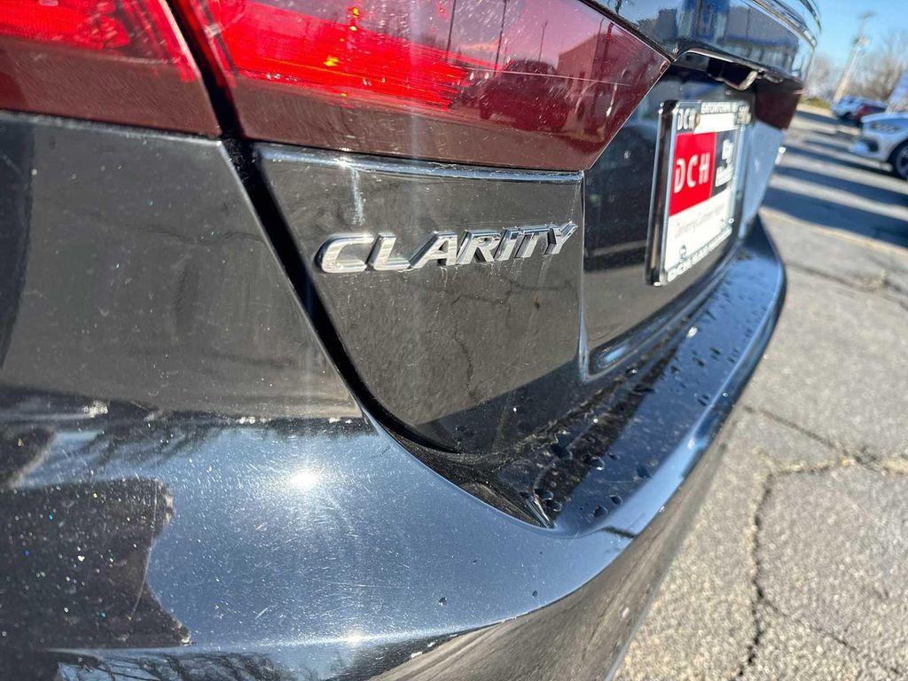 used 2018 Honda Clarity Plug-In Hybrid car, priced at $13,790