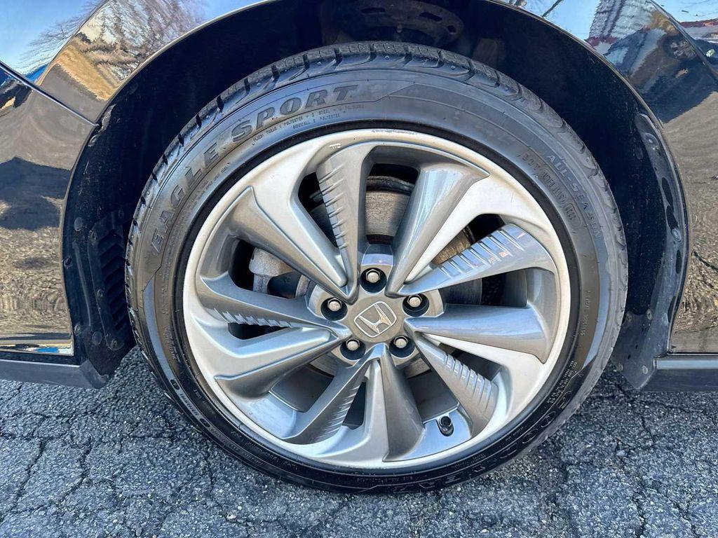 used 2018 Honda Clarity Plug-In Hybrid car, priced at $13,790