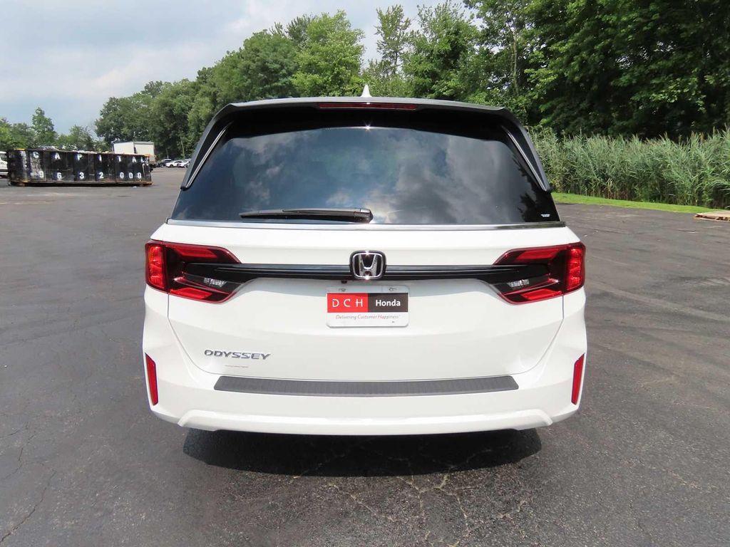 new 2026 Honda Odyssey car, priced at $45,452
