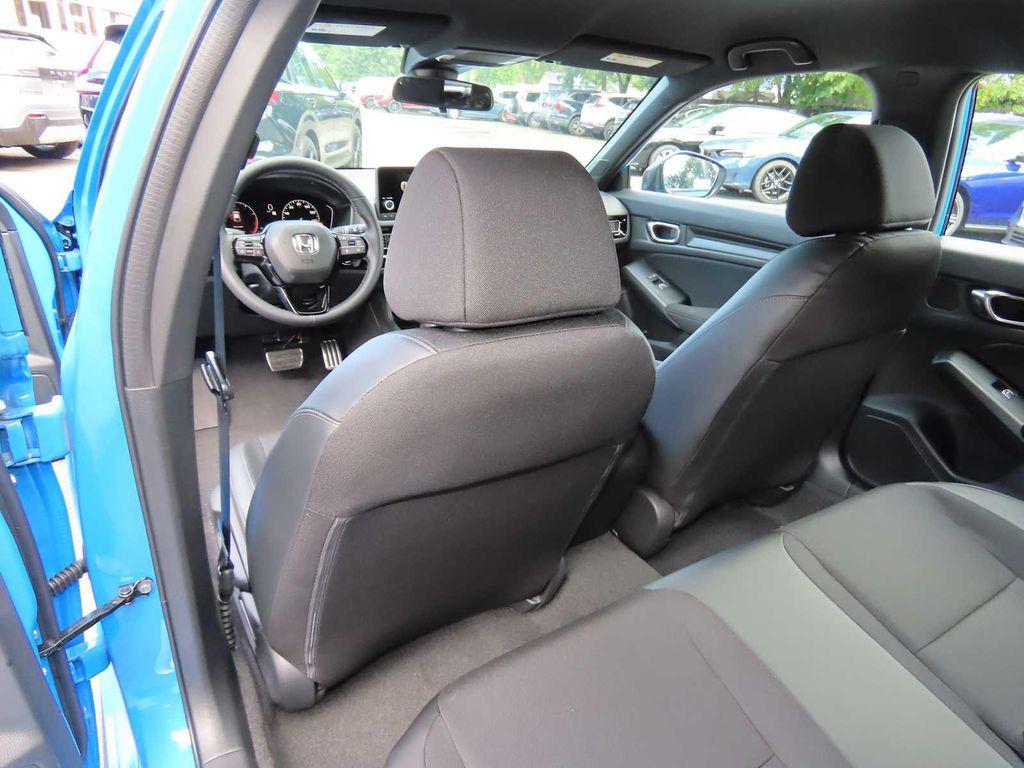 new 2026 Honda HR-V car, priced at $29,429