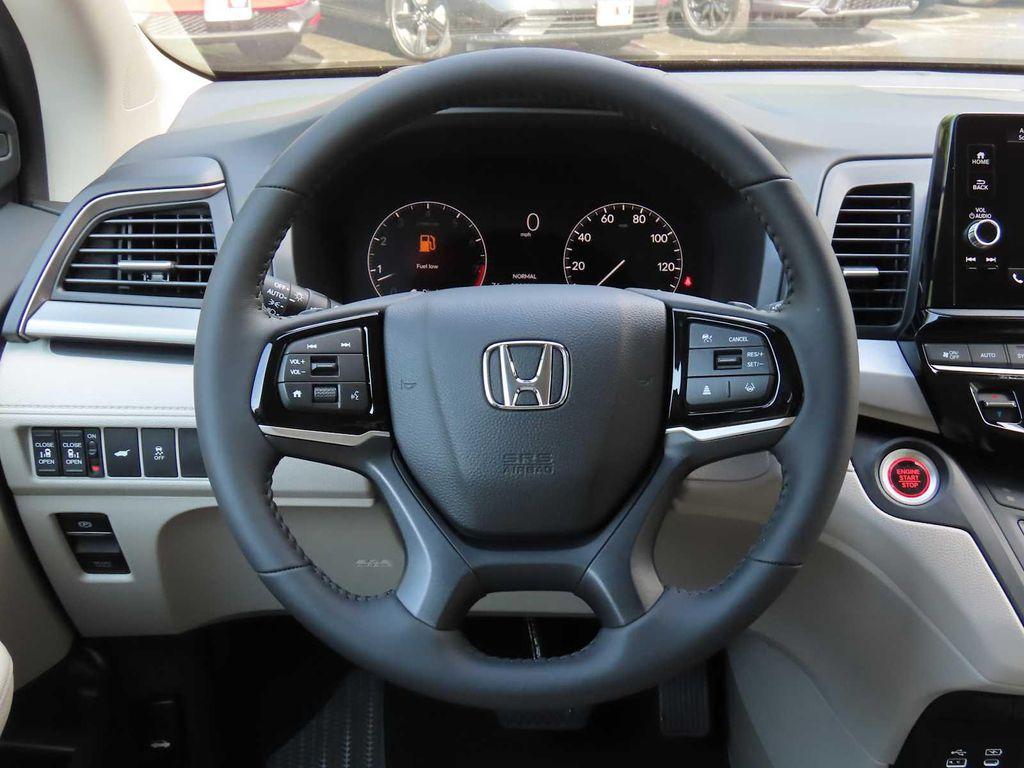 new 2026 Honda Odyssey car, priced at $42,999