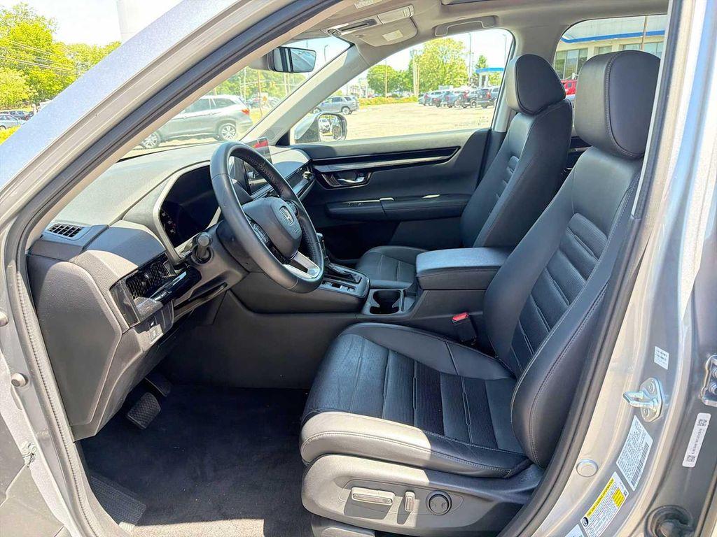 used 2023 Honda CR-V car, priced at $31,688