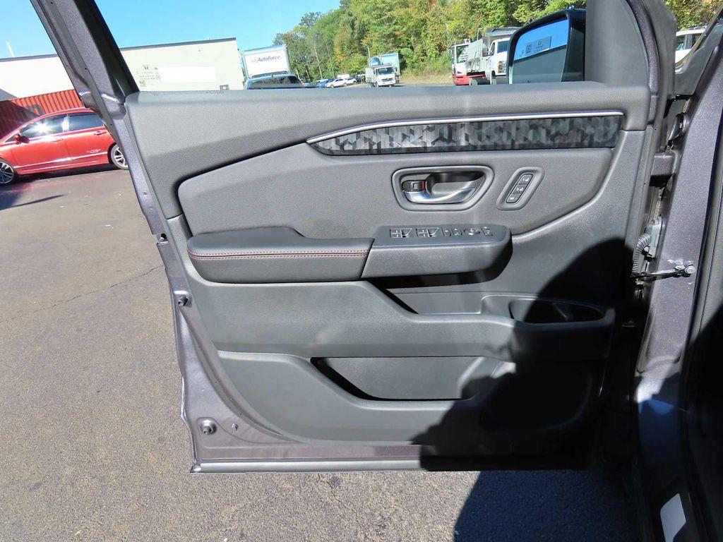 new 2026 Honda Passport car, priced at $54,365