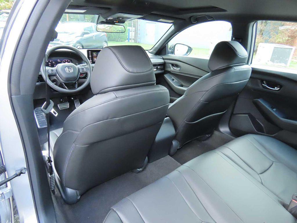 new 2025 Honda Accord Hybrid car, priced at $33,426