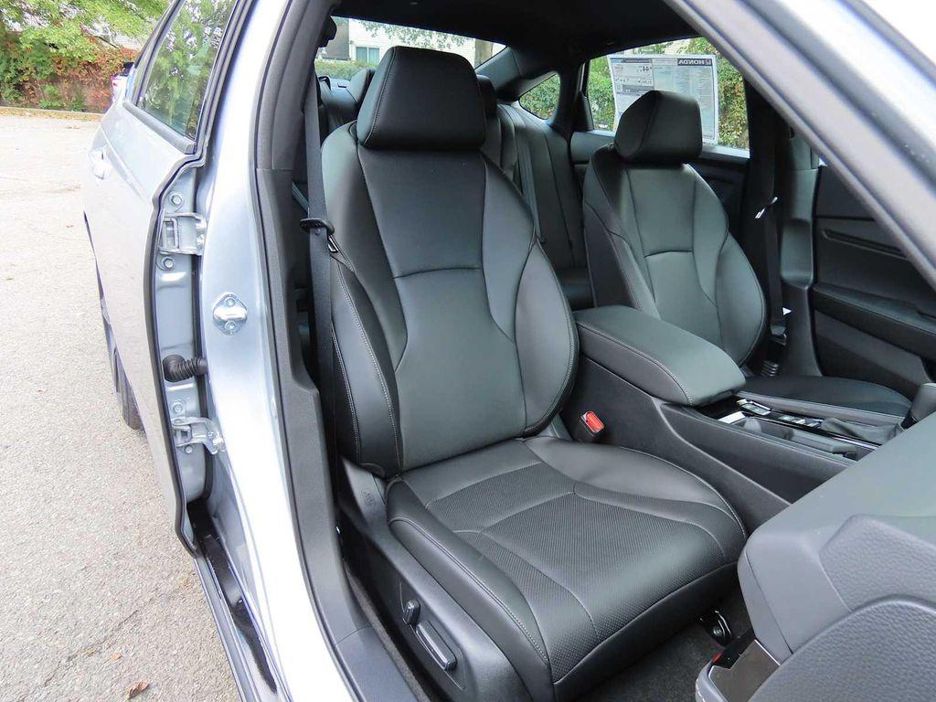 new 2025 Honda Accord Hybrid car, priced at $33,426