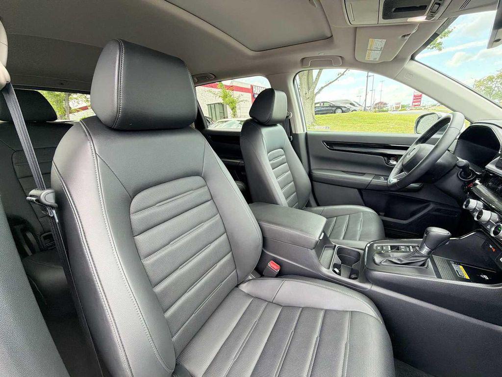 used 2024 Honda CR-V car, priced at $33,788