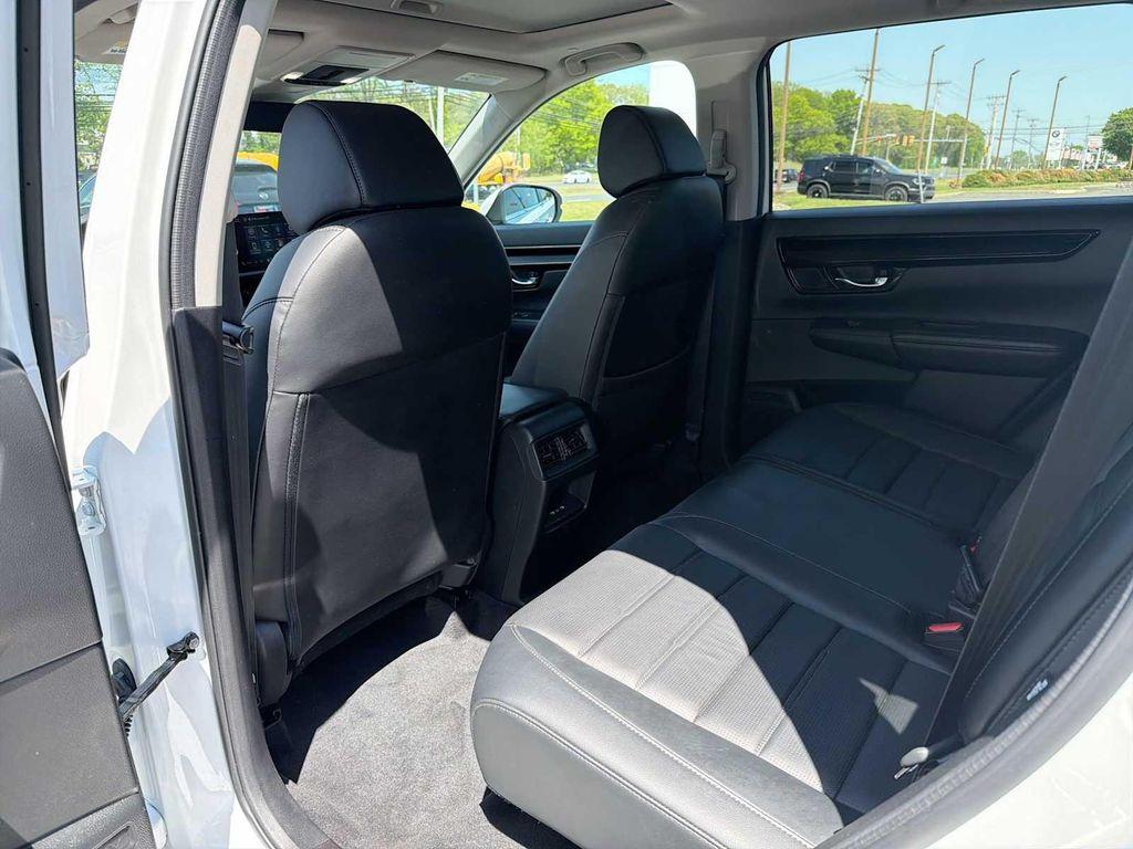 used 2024 Honda CR-V car, priced at $33,788