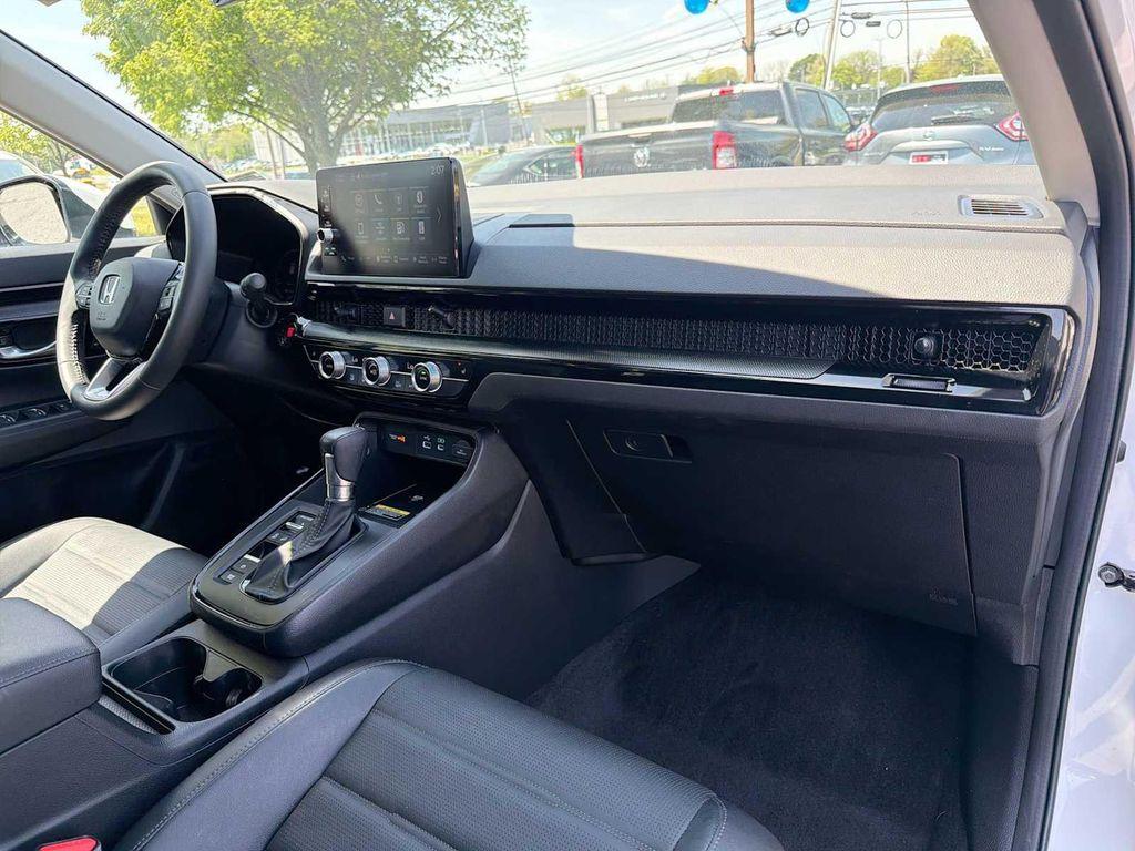 used 2024 Honda CR-V car, priced at $33,788
