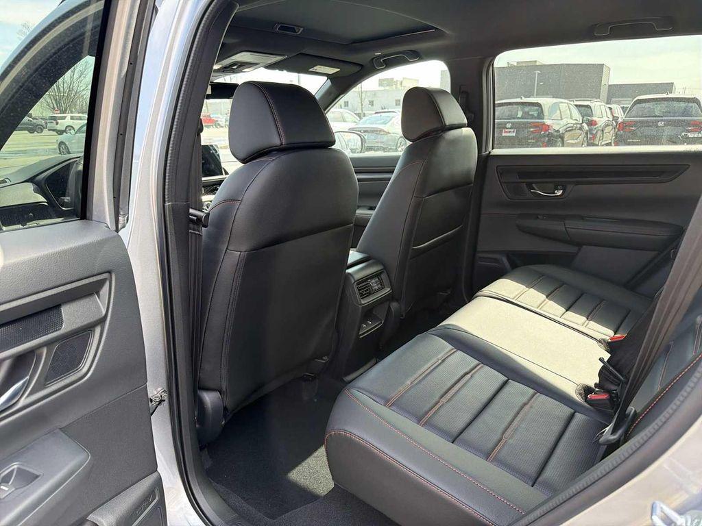 new 2026 Honda CR-V Hybrid car, priced at $41,675