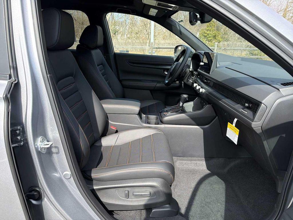 new 2026 Honda CR-V Hybrid car, priced at $41,675