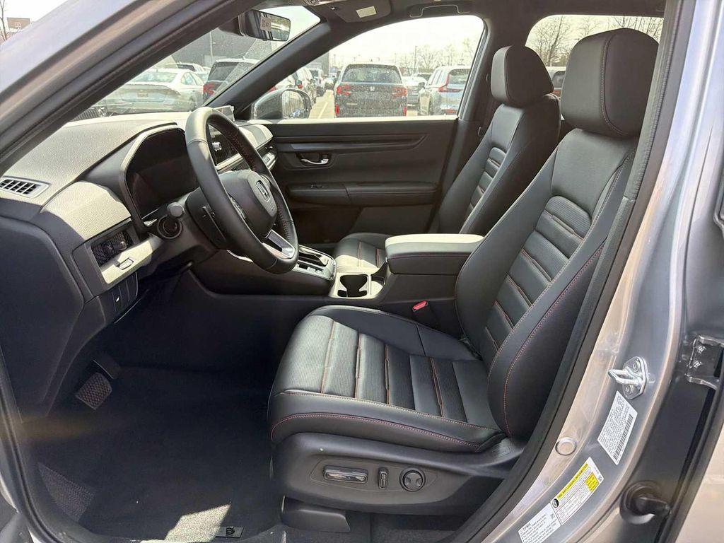 new 2026 Honda CR-V Hybrid car, priced at $41,675