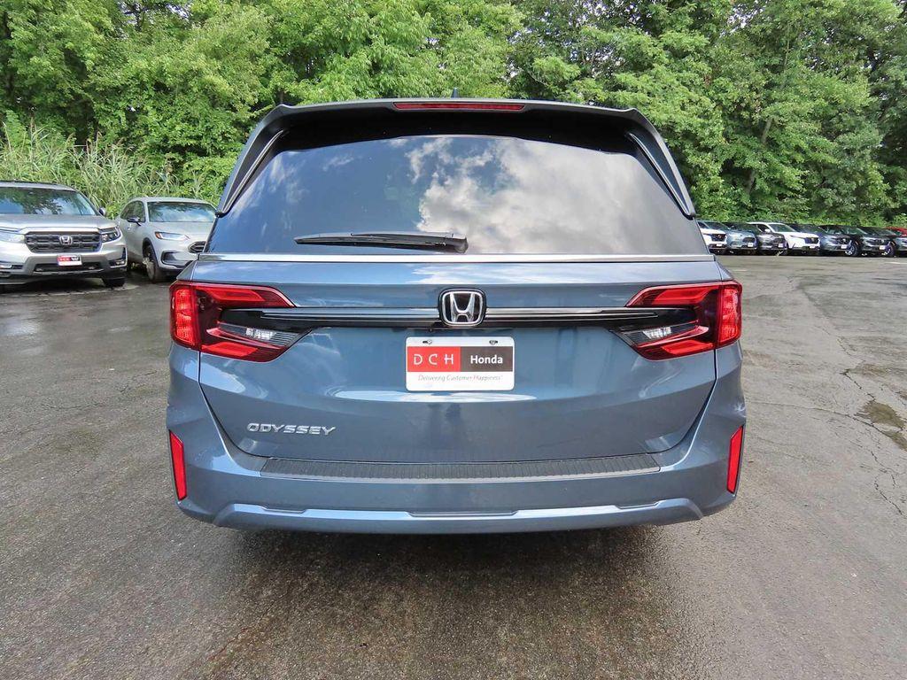 new 2026 Honda Odyssey car, priced at $45,884
