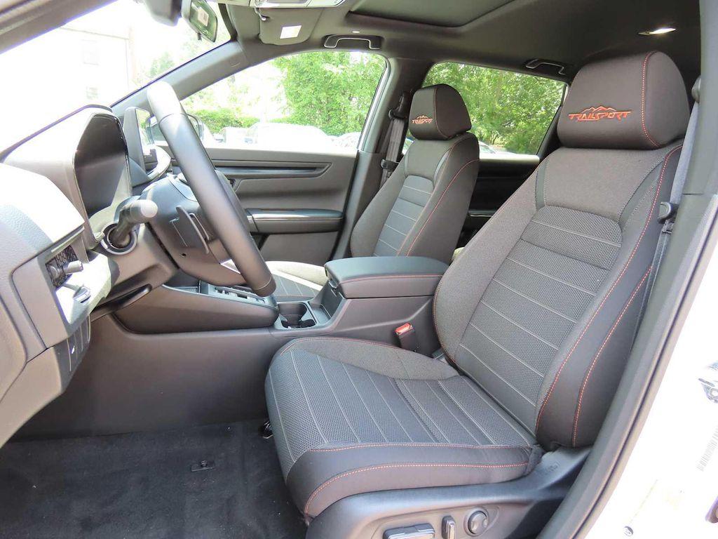 new 2026 Honda CR-V Hybrid car, priced at $40,681