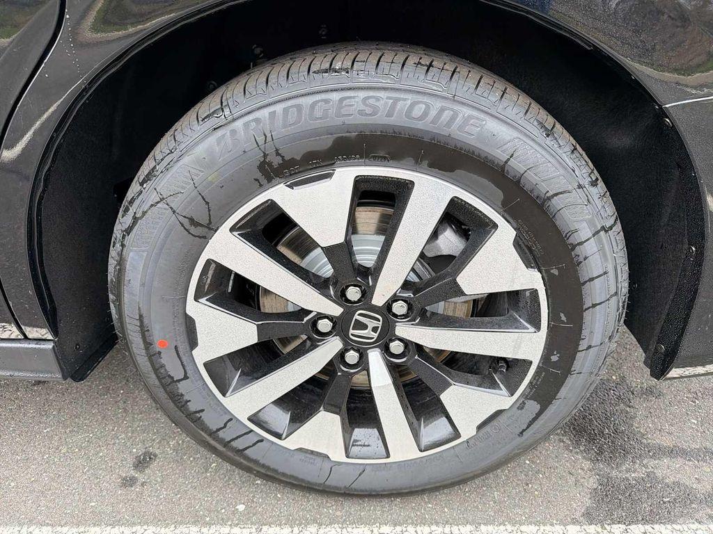 new 2026 Honda Odyssey car, priced at $44,997