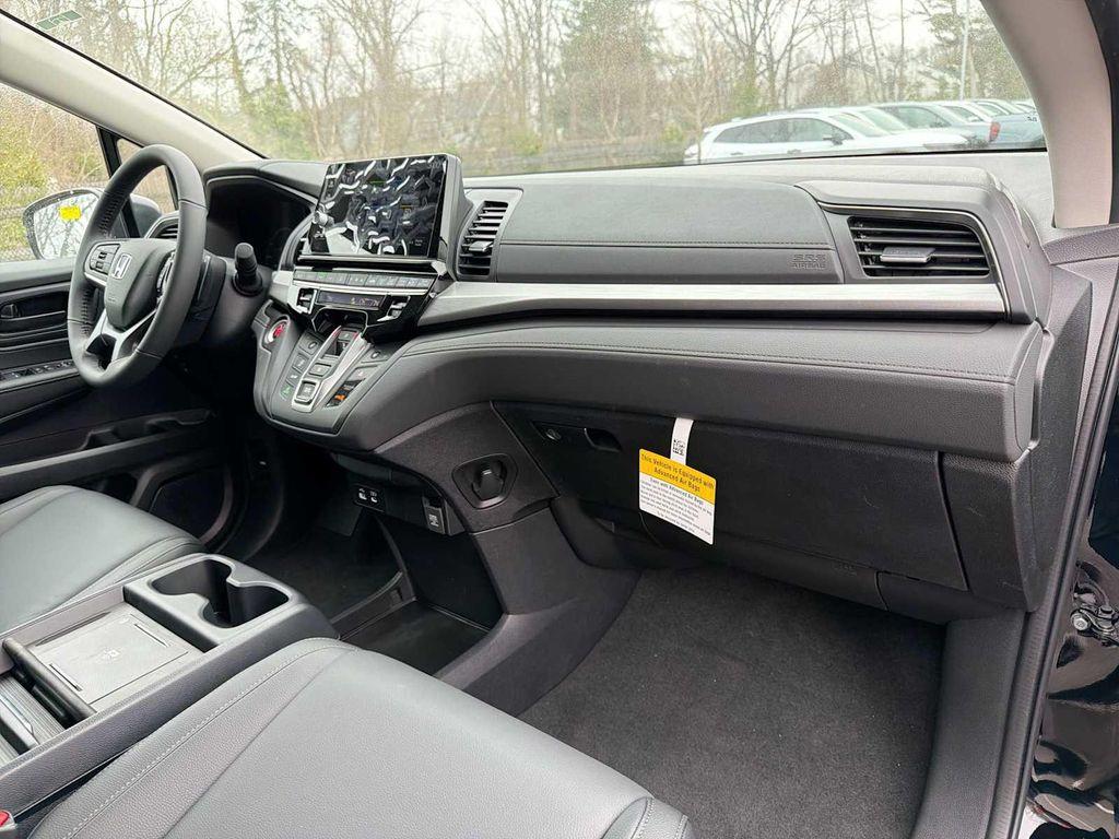 new 2026 Honda Odyssey car, priced at $44,997