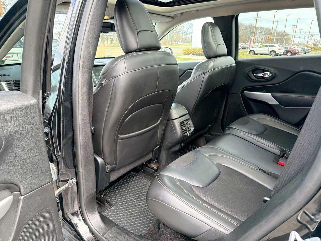used 2018 Jeep Cherokee car, priced at $15,288