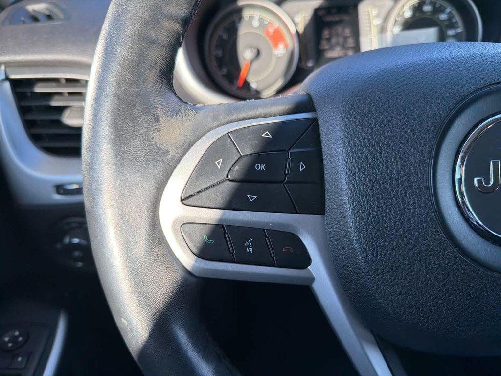 used 2018 Jeep Cherokee car, priced at $14,290