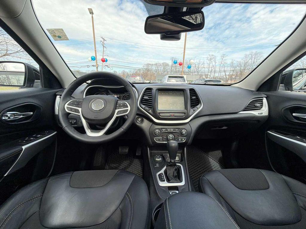 used 2018 Jeep Cherokee car, priced at $15,288