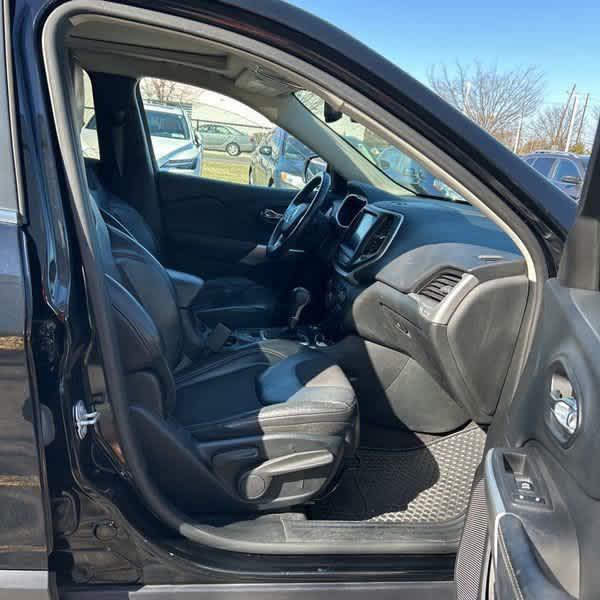 used 2018 Jeep Cherokee car, priced at $14,490