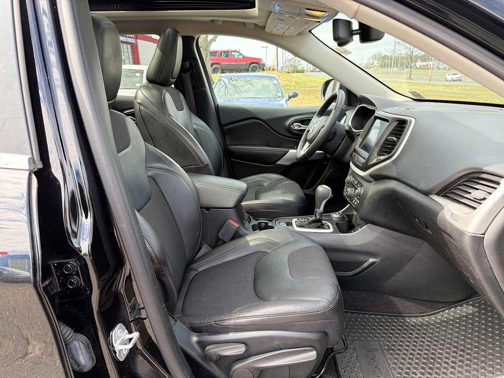 used 2018 Jeep Cherokee car, priced at $15,288
