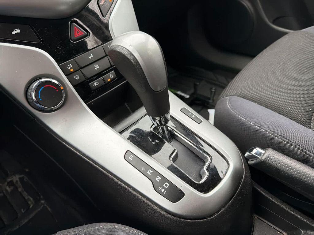 used 2016 Chevrolet Cruze Limited car, priced at $7,990