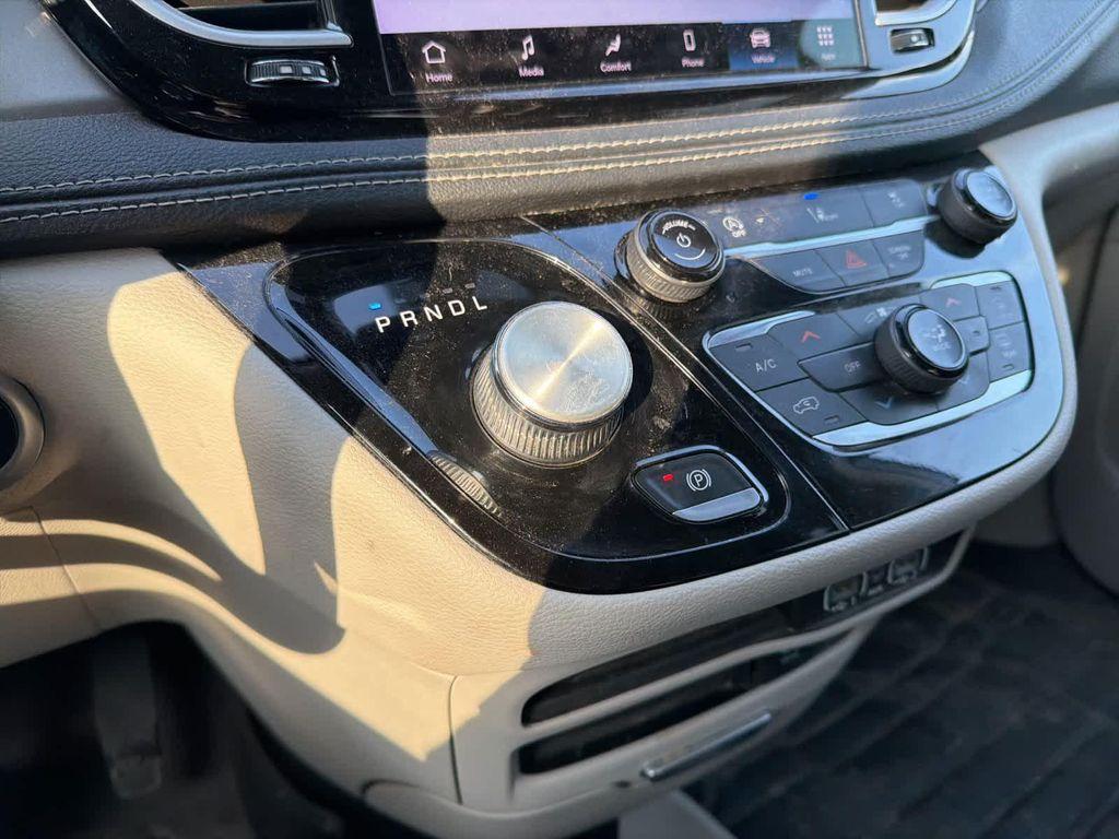 used 2022 Chrysler Pacifica car, priced at $19,990