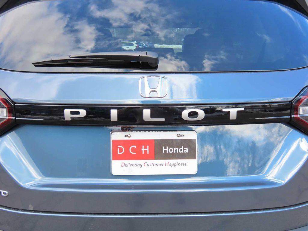 new 2026 Honda Pilot car, priced at $49,349