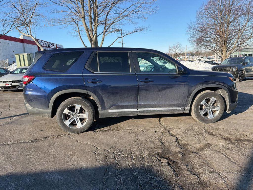 used 2023 Honda Pilot car, priced at $32,990