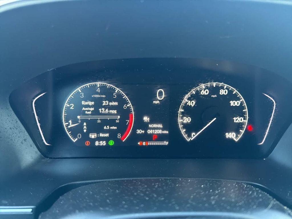 used 2023 Honda Pilot car, priced at $32,990