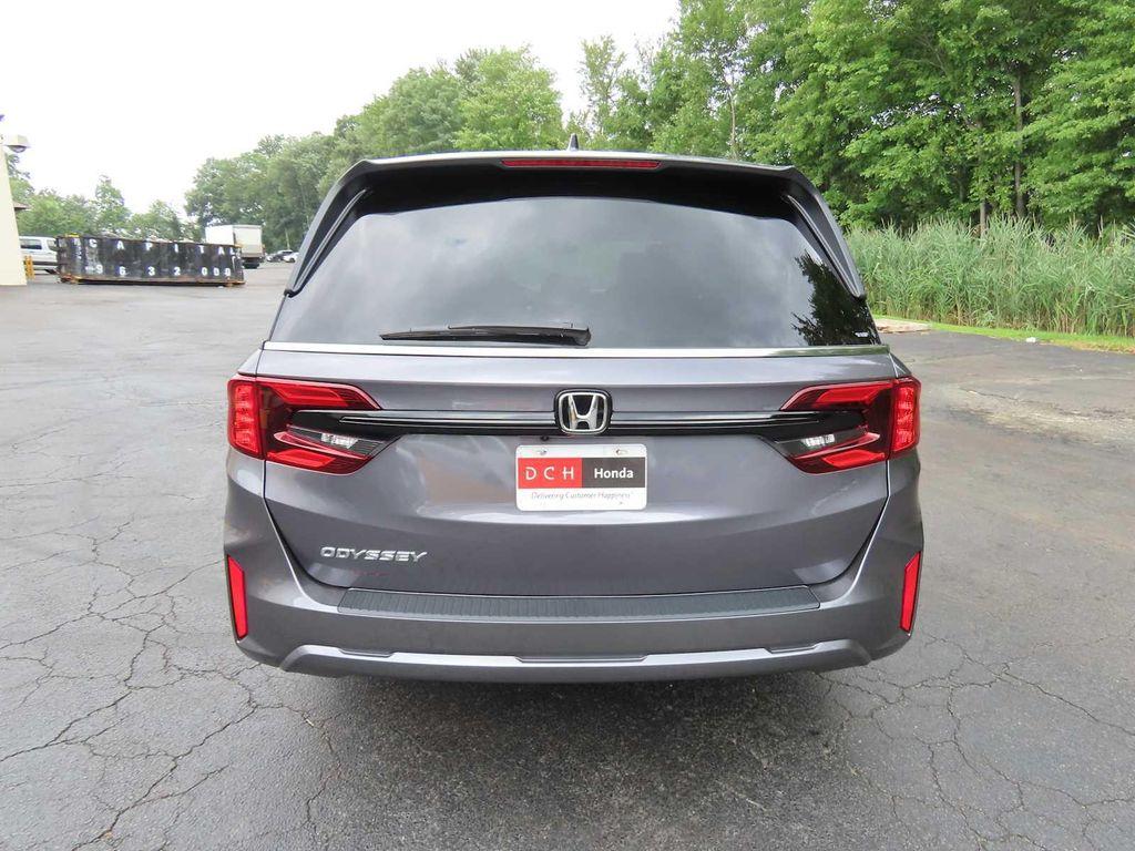 new 2026 Honda Odyssey car, priced at $45,685