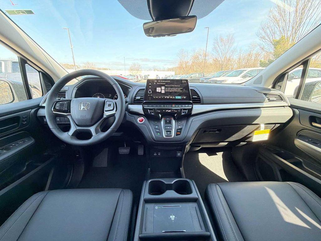 new 2026 Honda Odyssey car, priced at $45,685