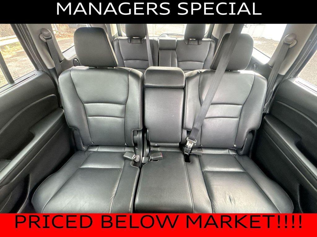 used 2022 Honda Pilot car, priced at $23,490