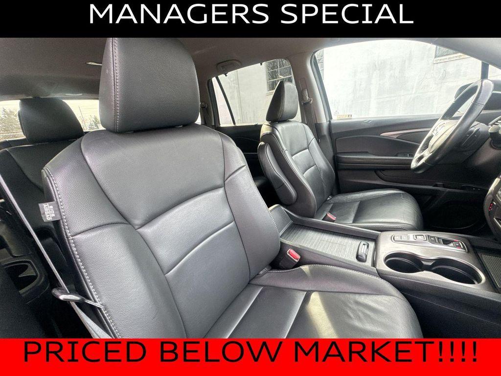 used 2022 Honda Pilot car, priced at $23,490