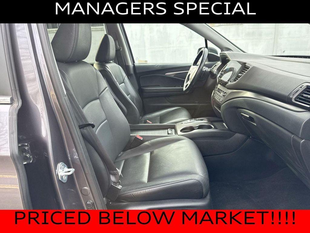 used 2022 Honda Pilot car, priced at $23,490