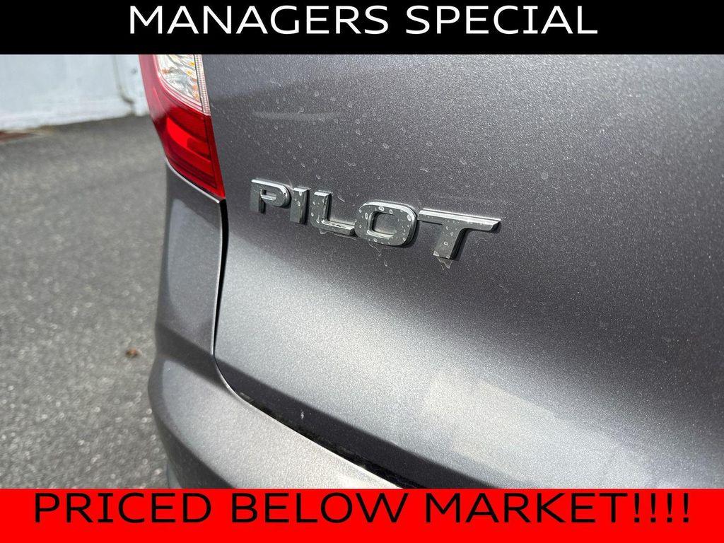 used 2022 Honda Pilot car, priced at $23,490