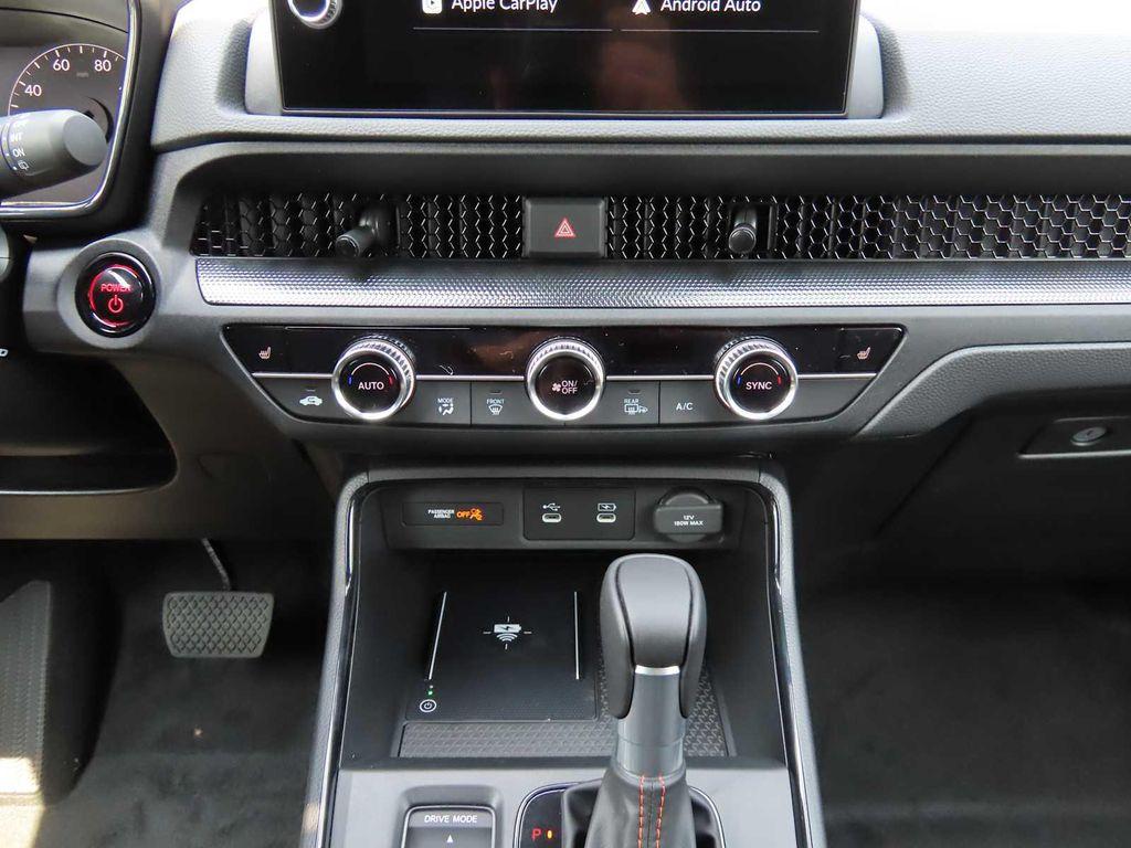 new 2026 Honda CR-V Hybrid car, priced at $36,558