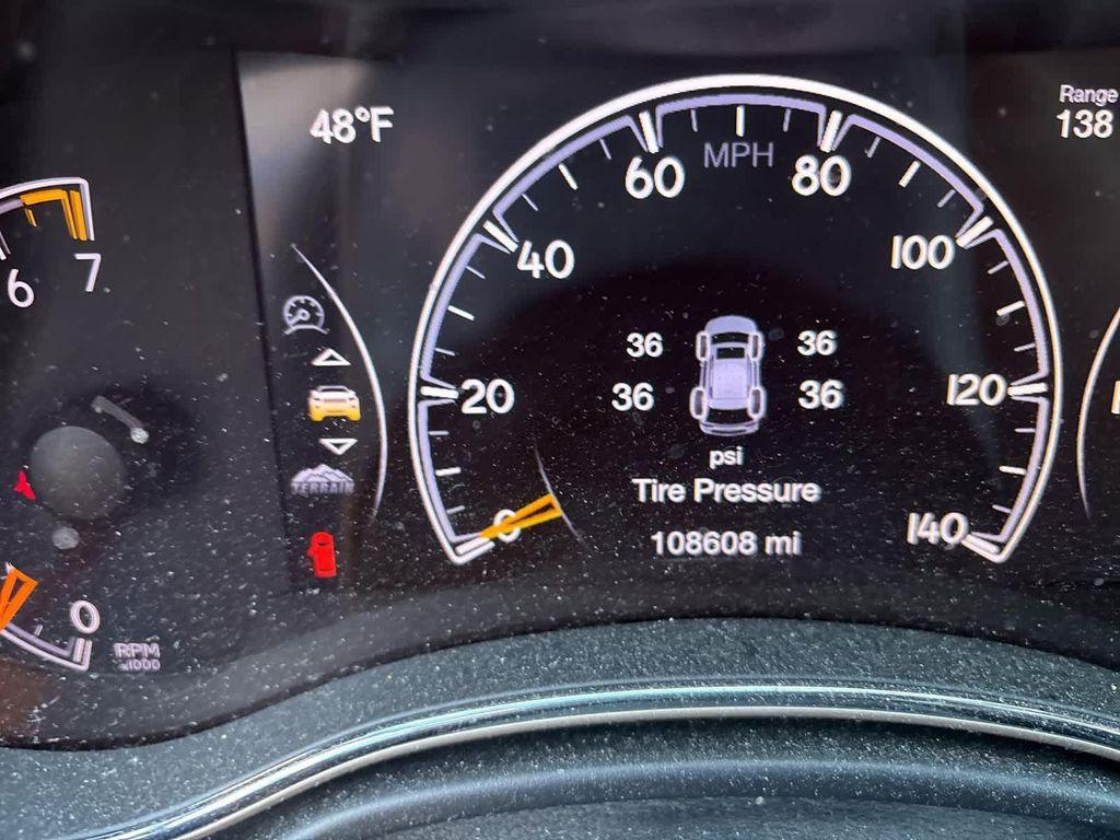 used 2017 Jeep Grand Cherokee car, priced at $13,190