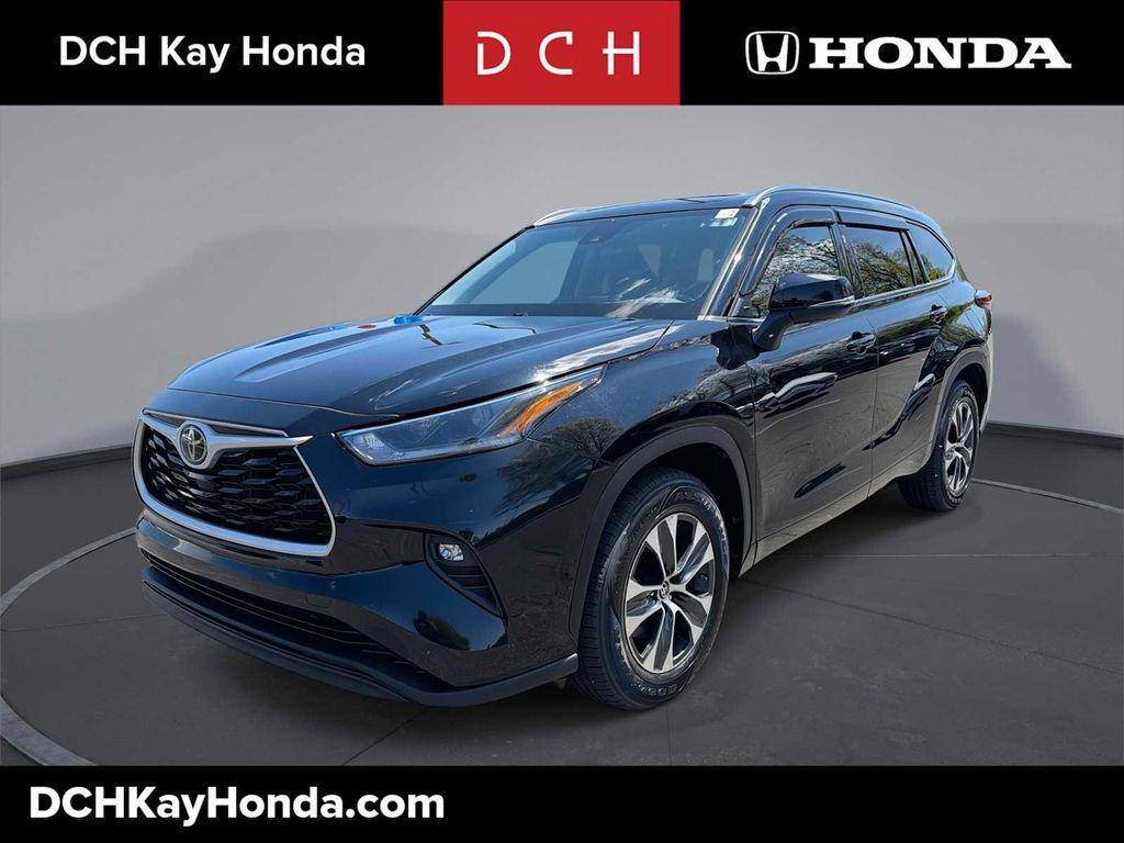 used 2021 Toyota Highlander car, priced at $30,588