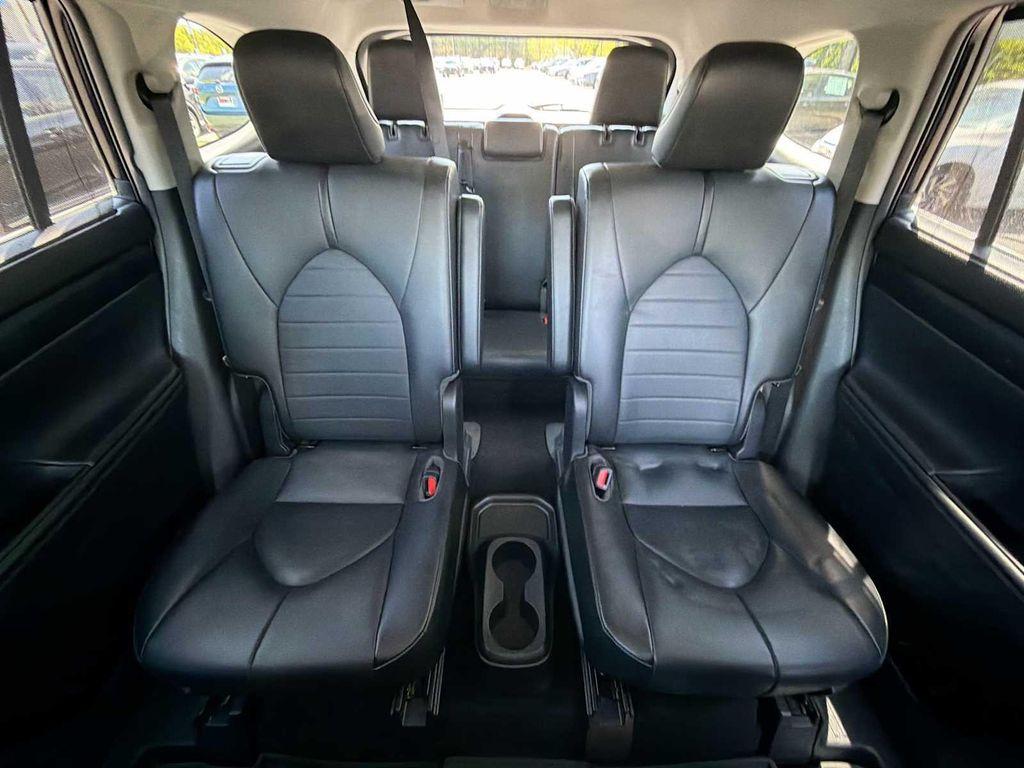 used 2021 Toyota Highlander car, priced at $30,588