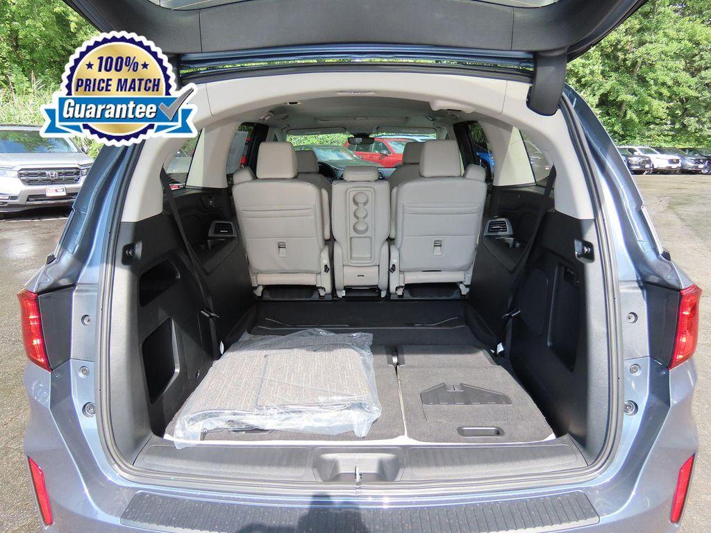 new 2026 Honda Odyssey car, priced at $43,594
