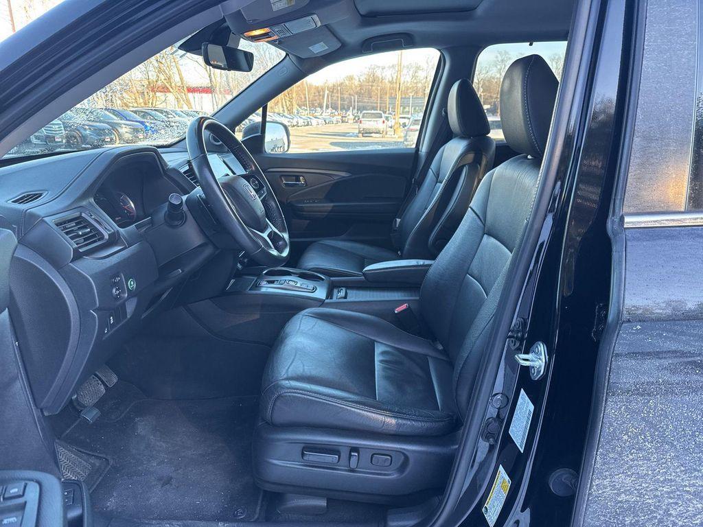 used 2022 Honda Pilot car, priced at $22,590