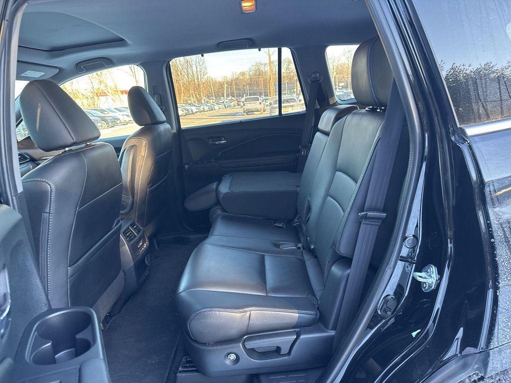 used 2022 Honda Pilot car, priced at $22,590