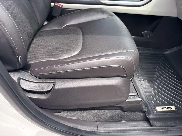 used 2024 Kia Carnival car, priced at $28,974