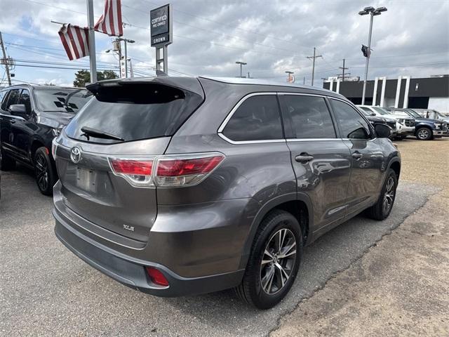 used 2016 Toyota Highlander car, priced at $18,995