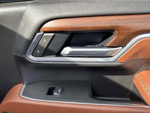 used 2025 GMC Sierra 2500 car, priced at $77,995